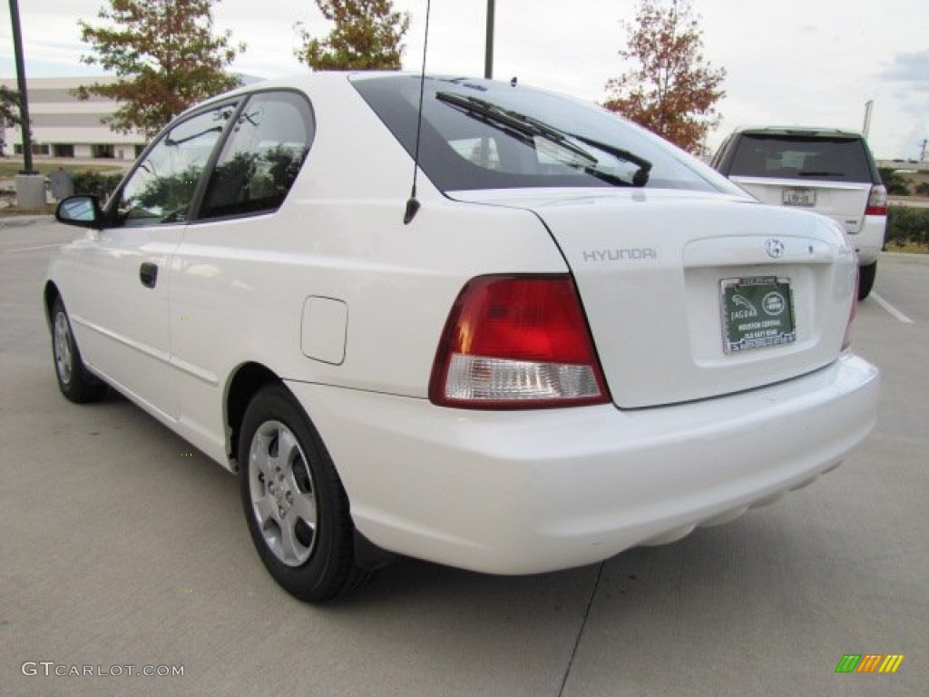 2001 Accent GS Coupe - Noble White / Beige photo #8