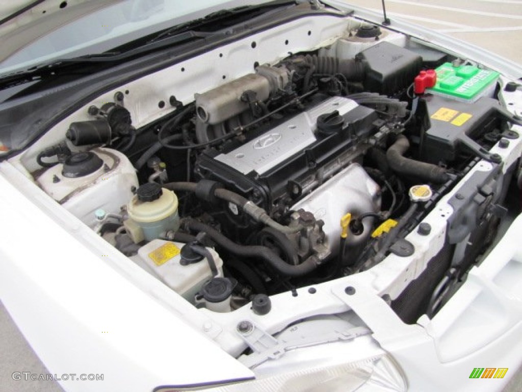 2001 Accent GS Coupe - Noble White / Beige photo #23