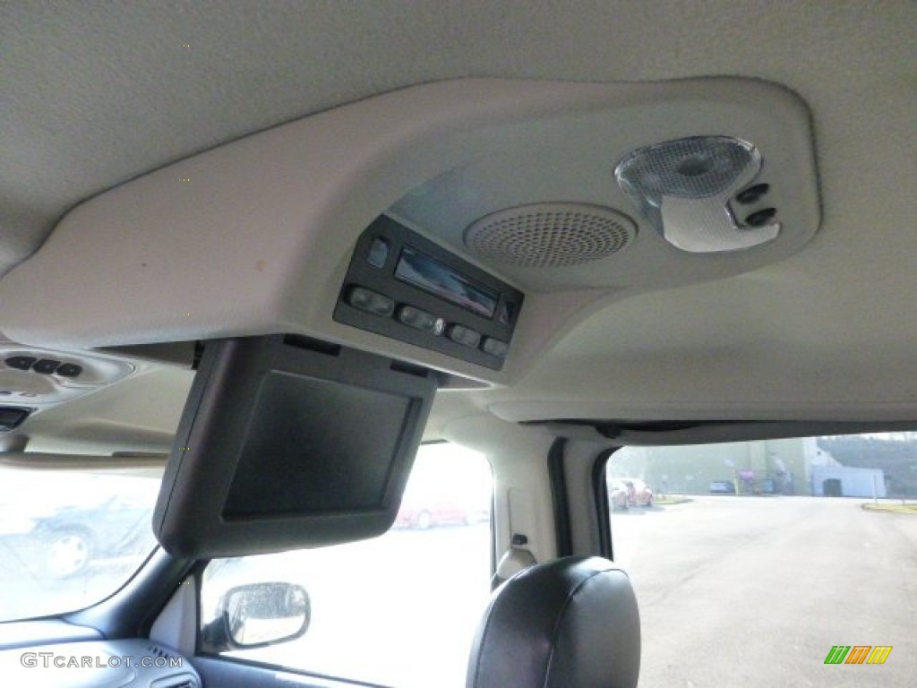 2003 Venture LT - Black / Dark Gray photo #11