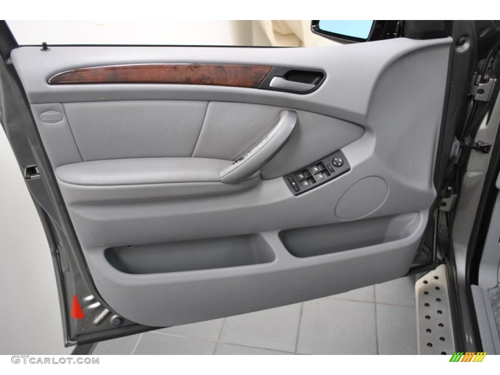 2006 BMW X5 4.4i Grey Door Panel Photo #73979141