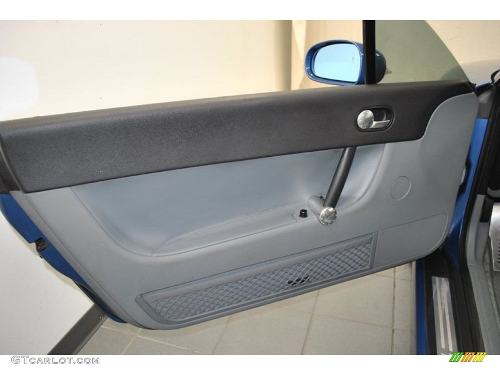 2001 Audi TT 1.8T Coupe Aviator Grey Door Panel Photo #73980611