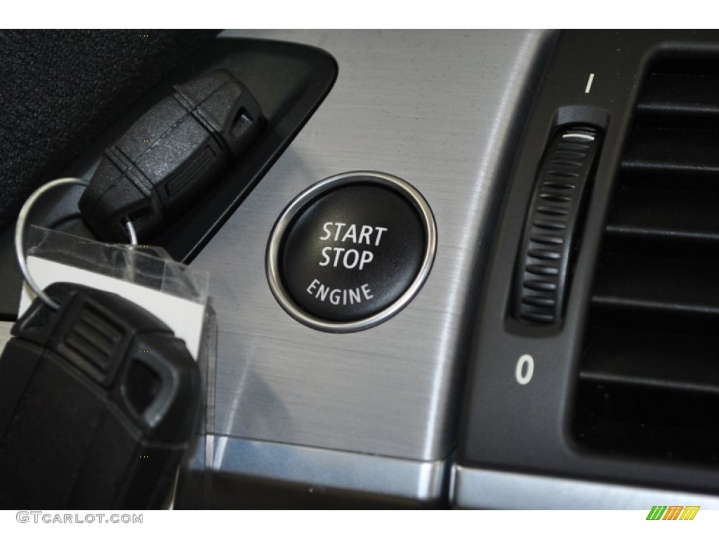 2012 BMW X5 M Standard X5 M Model Controls Photo #73981448