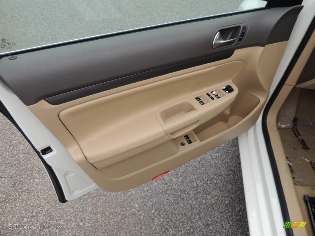2006 Volkswagen Jetta 2.5 Sedan Pure Beige Door Panel Photo #73984829