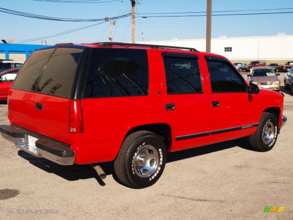 1999 Tahoe LT - Victory Red / Gray photo #2
