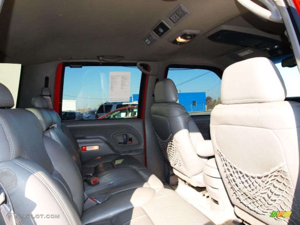 1999 Tahoe LT - Victory Red / Gray photo #4