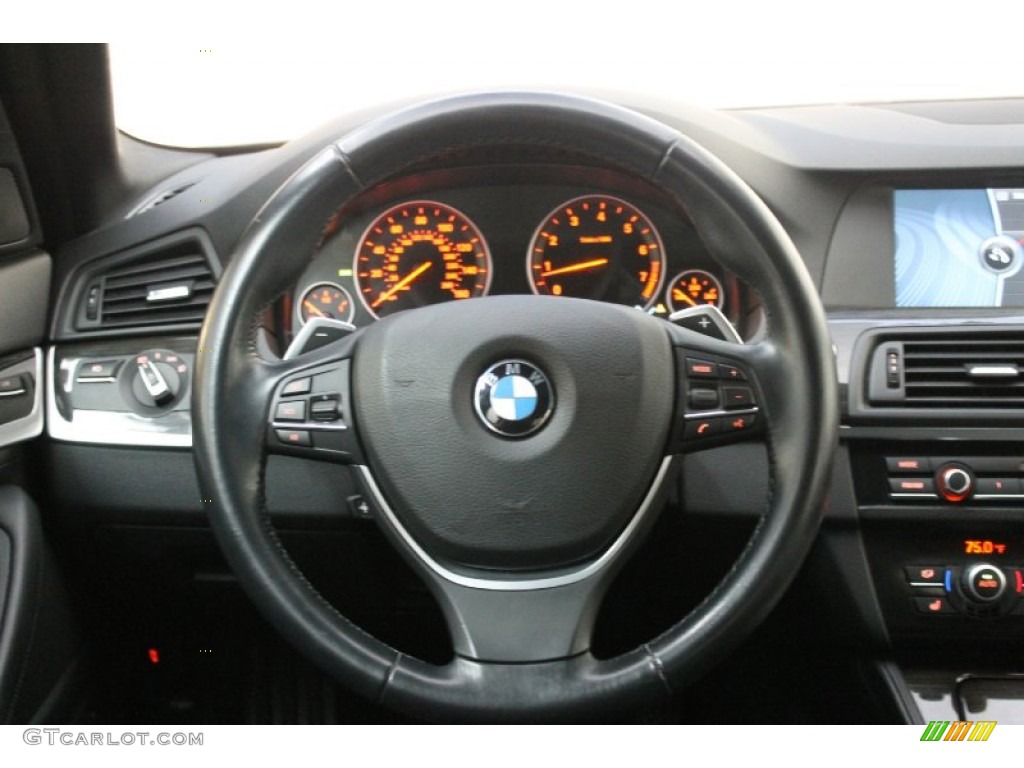2011 BMW 5 Series 550i Sedan Black Steering Wheel Photo #73990590