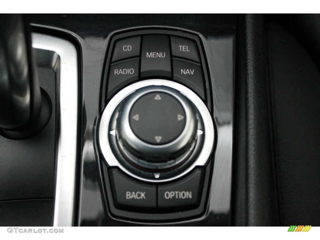 2011 BMW 5 Series 535i Gran Turismo Controls Photo #73991188