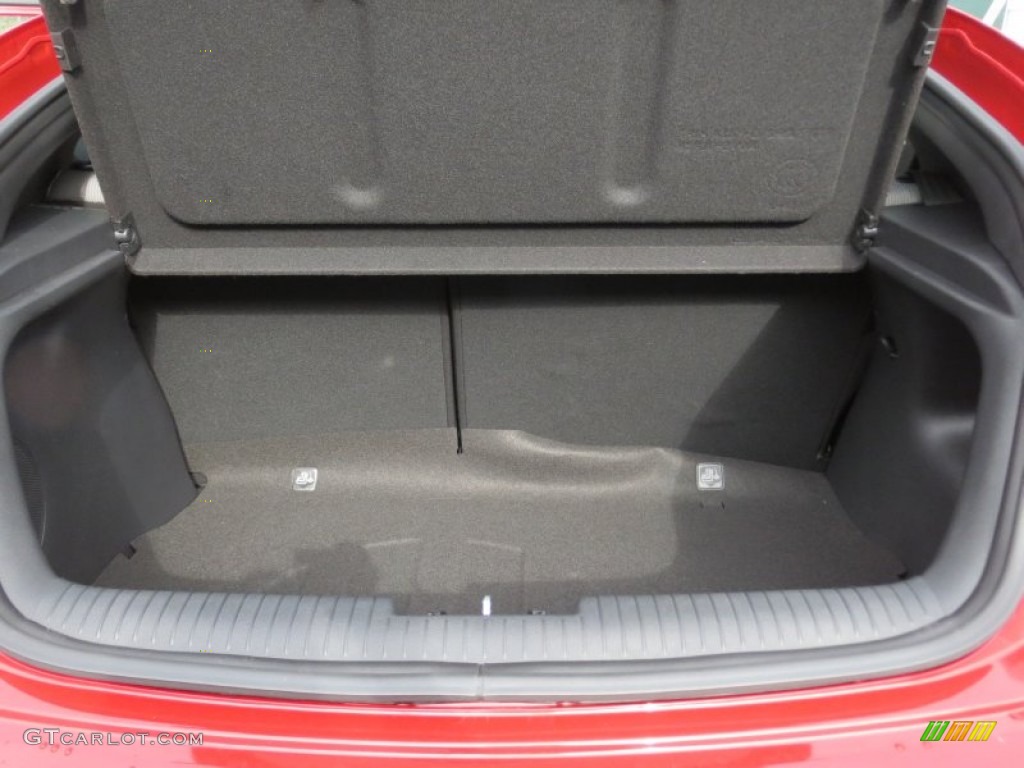 2013 Hyundai Veloster Standard Veloster Model Trunk Photo #73992006