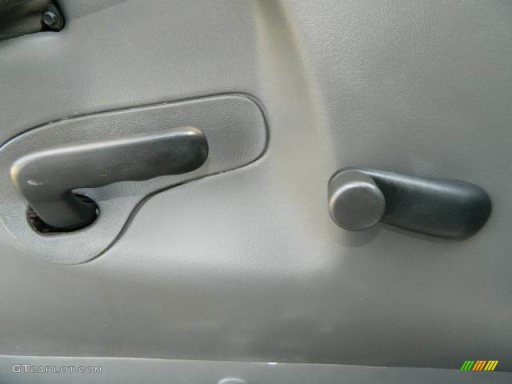 2007 Silverado 2500HD Classic Crew Cab 4x4 - Summit White / Dark Charcoal photo #16