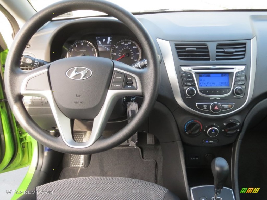 2013 Hyundai Accent GS 5 Door Black Dashboard Photo #73992789
