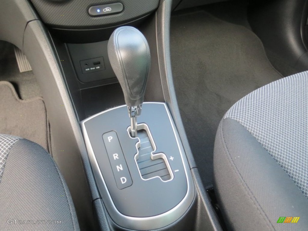 2013 Hyundai Accent GS 5 Door Transmission Photos