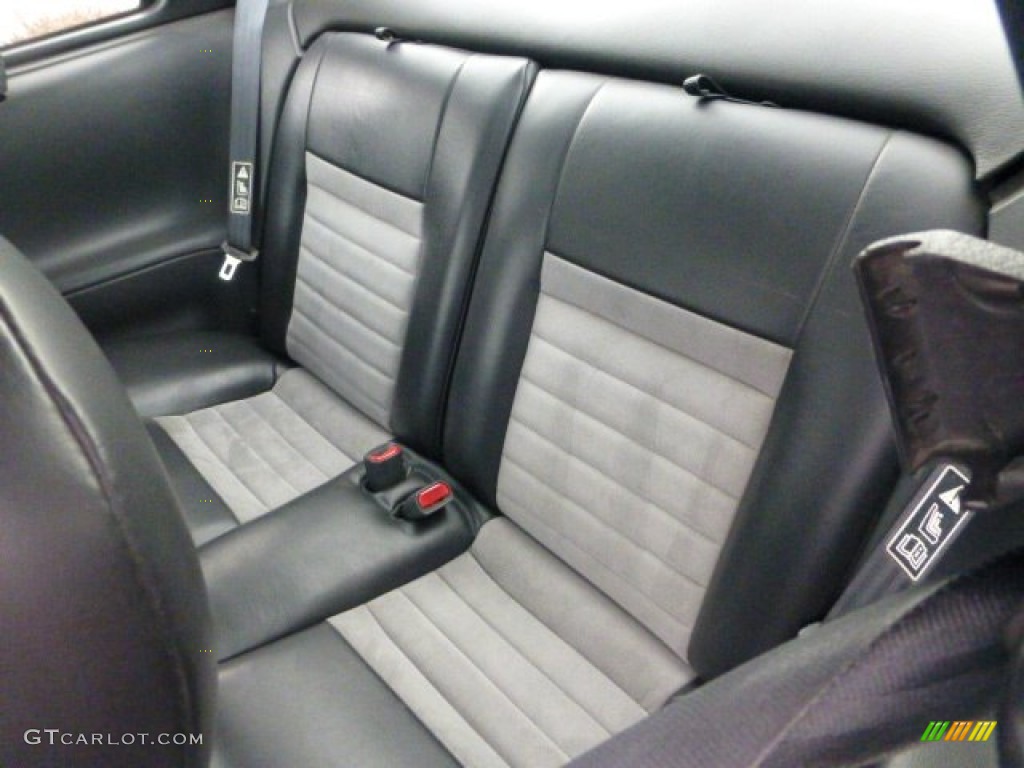 2001 Ford Mustang Cobra Coupe Rear Seat Photo #73993311