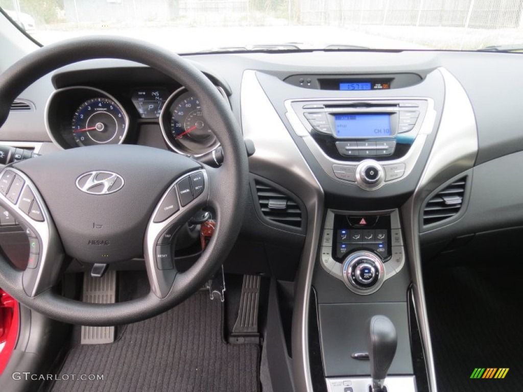 2013 Elantra Coupe GS - Volcanic Red / Black photo #22