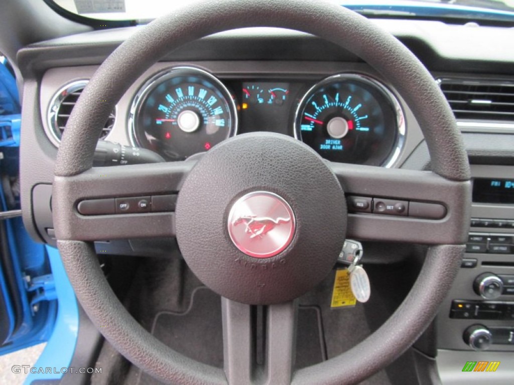 2012 Ford Mustang V6 Coupe Steering Wheel Photos