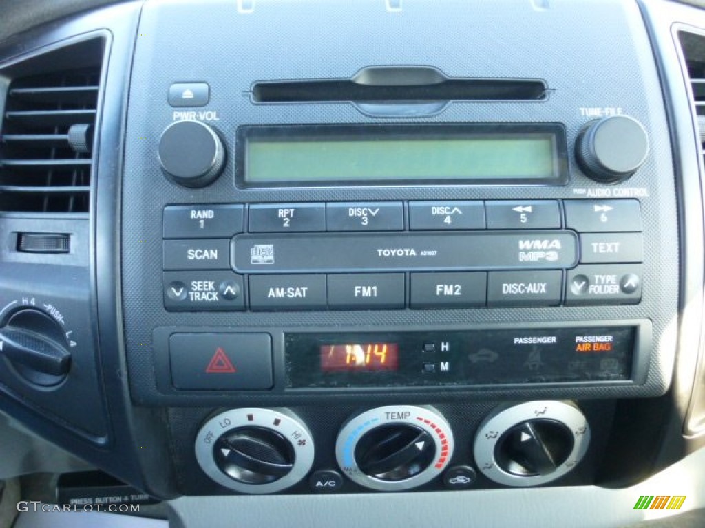 2011 Toyota Tacoma Regular Cab 4x4 Controls Photo #73997676