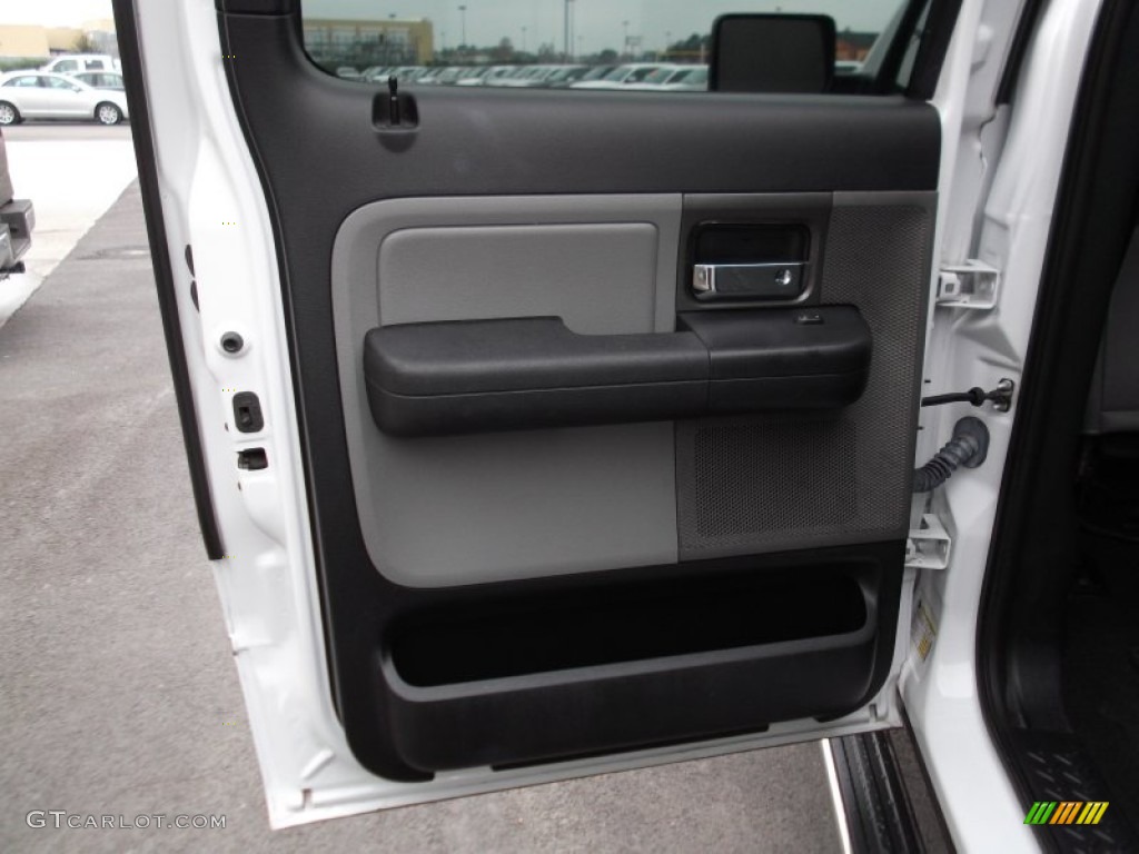 2005 F150 FX4 SuperCrew 4x4 - Oxford White / Medium Flint/Dark Flint Grey photo #11