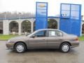 Medium Bronzemist Metallic - Malibu Sedan Photo No. 2