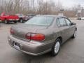 Medium Bronzemist Metallic - Malibu Sedan Photo No. 6