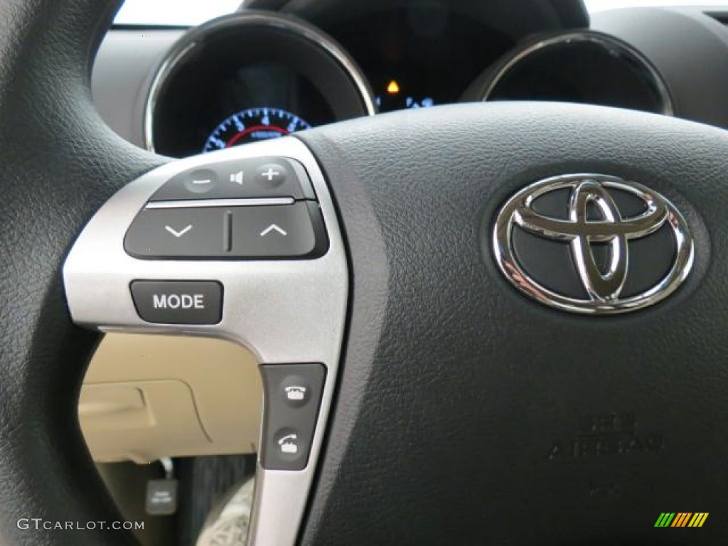 2013 Highlander  - Blizzard White Pearl / Sand Beige photo #14