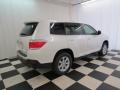 2013 Blizzard White Pearl Toyota Highlander   photo #17