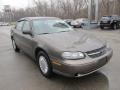 Medium Bronzemist Metallic - Malibu Sedan Photo No. 9