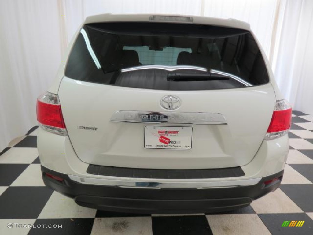 2013 Highlander  - Blizzard White Pearl / Sand Beige photo #18