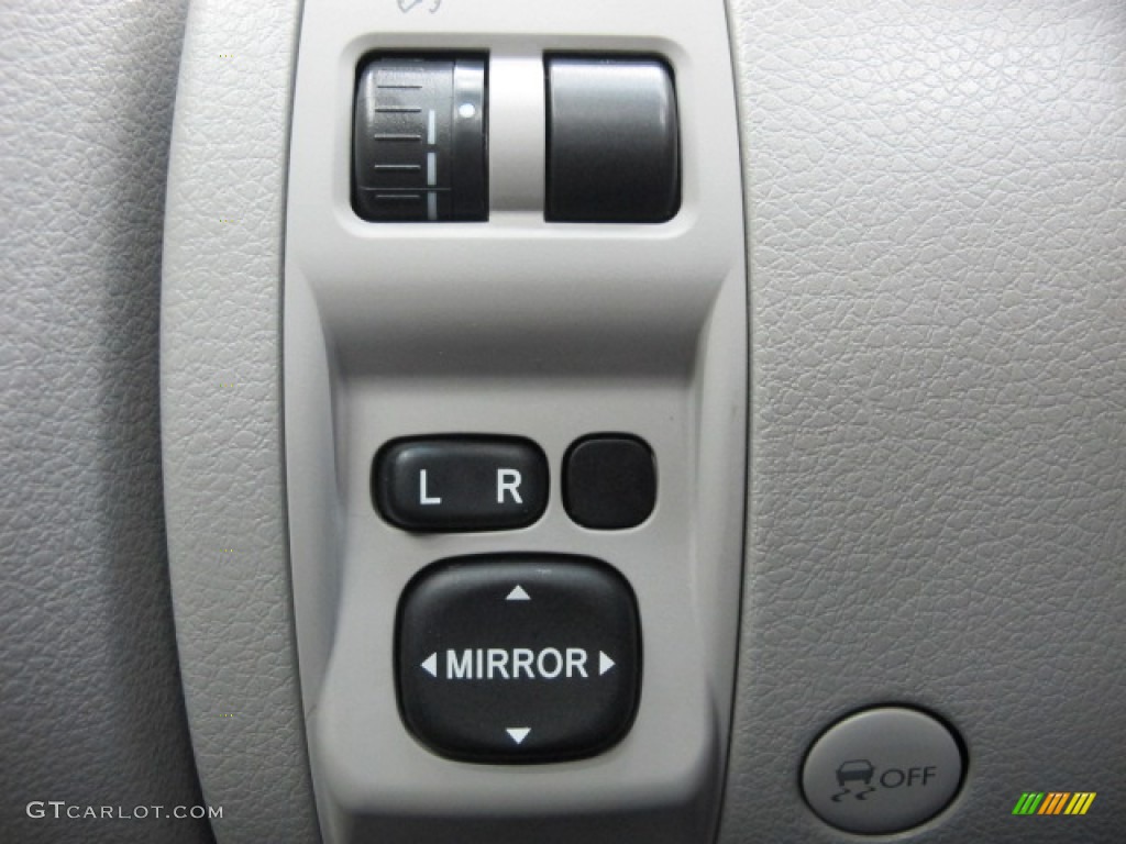 2011 Subaru Forester 2.5 X Limited Controls Photo #73998846
