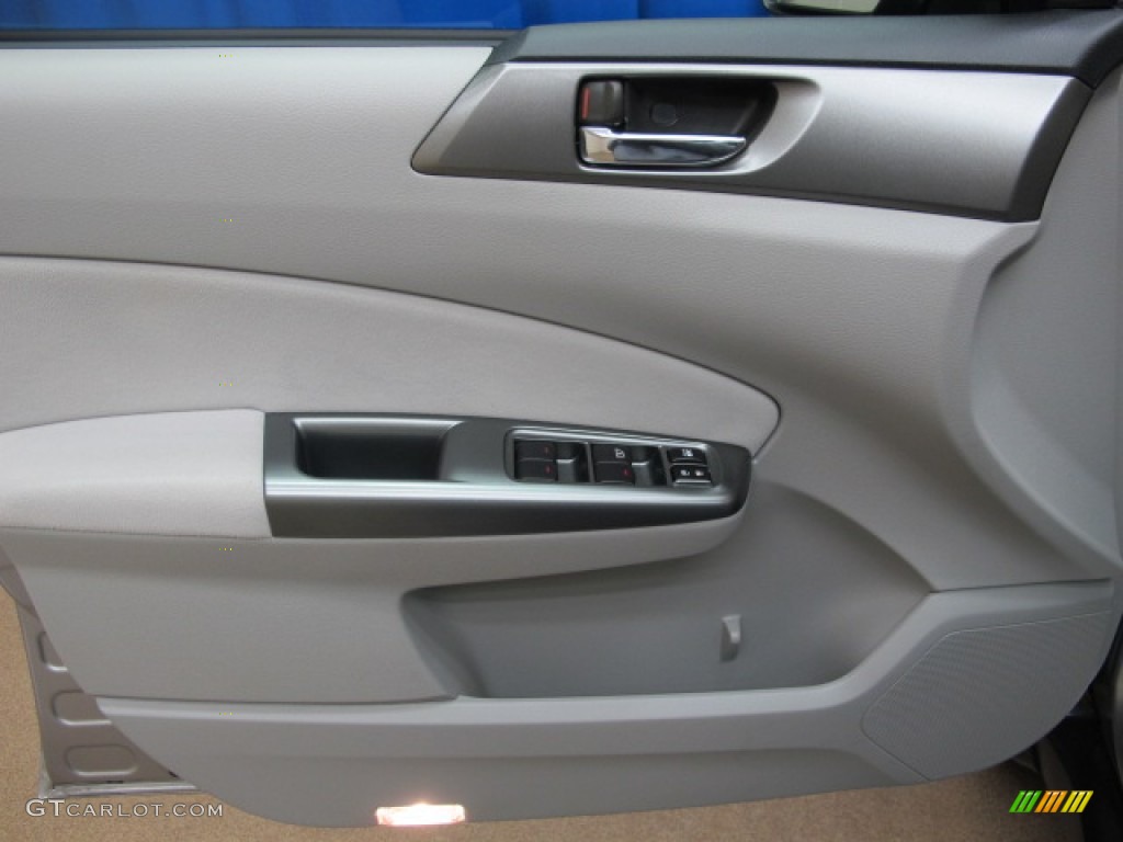 2011 Subaru Forester 2.5 X Limited Door Panel Photos