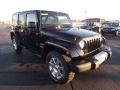 Black - Wrangler Unlimited Sahara 4x4 Photo No. 3