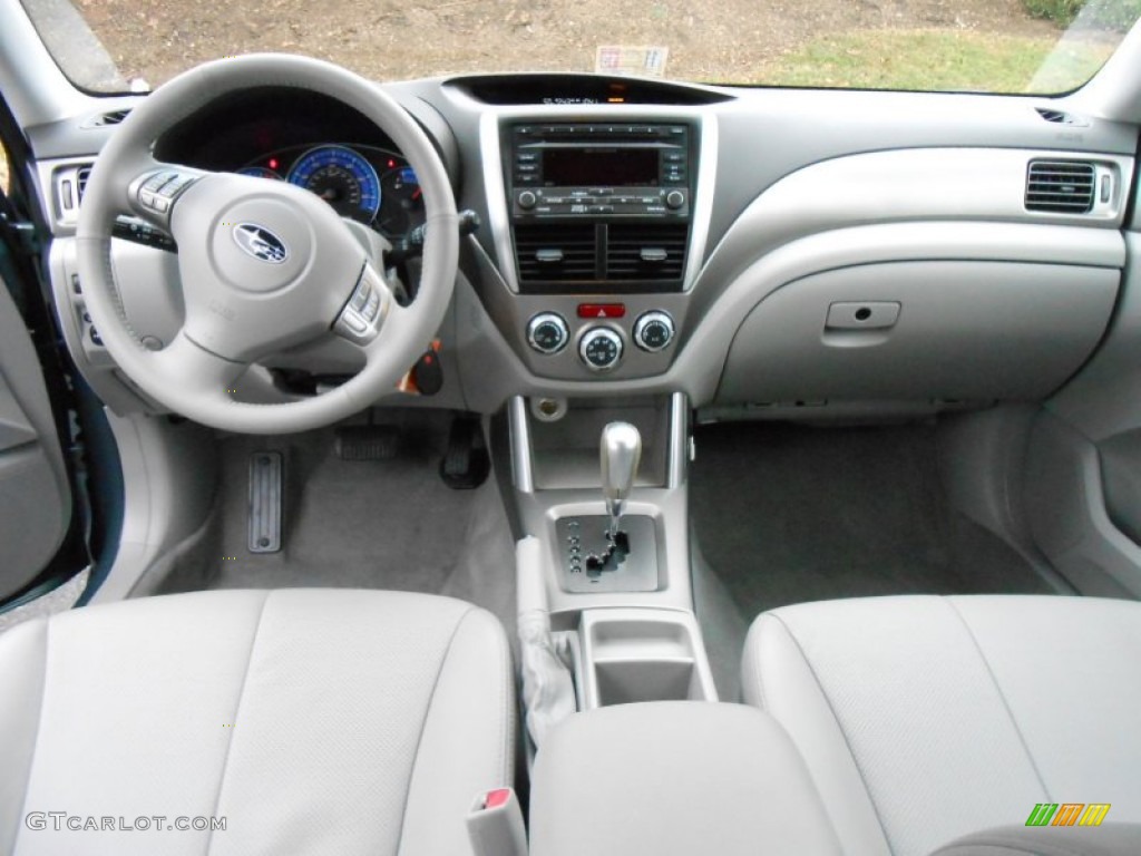 2009 Forester 2.5 X L.L.Bean Edition - Sage Green Metallic / Platinum photo #10
