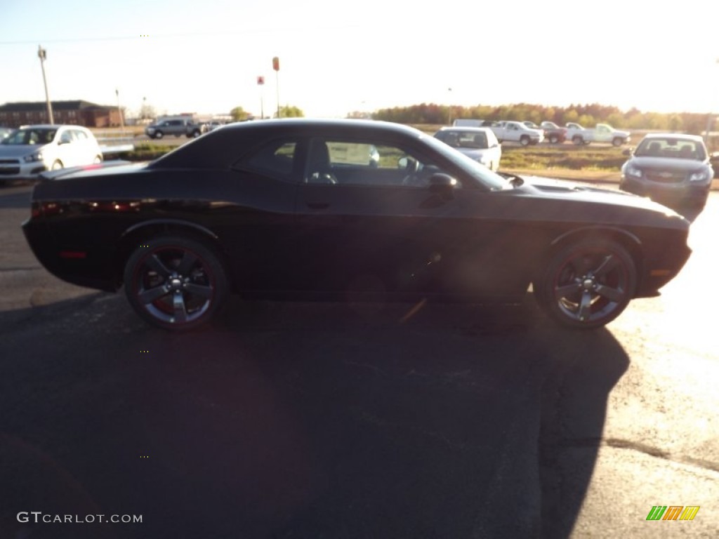 2013 Challenger Rallye Redline - Pitch Black / Dark Slate Gray photo #4