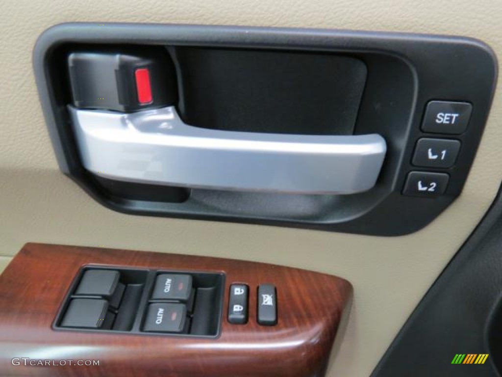 2012 Toyota Sequoia Platinum 4WD Controls Photo #74001444