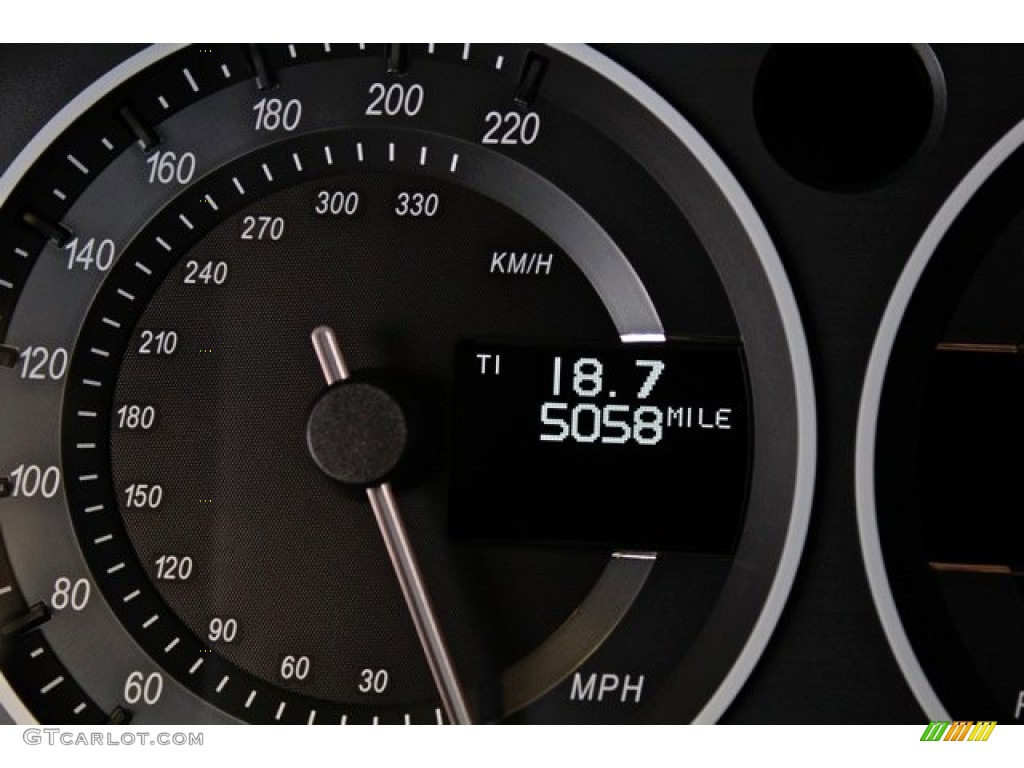 2009 Aston Martin DBS Coupe Gauges Photo #74002077