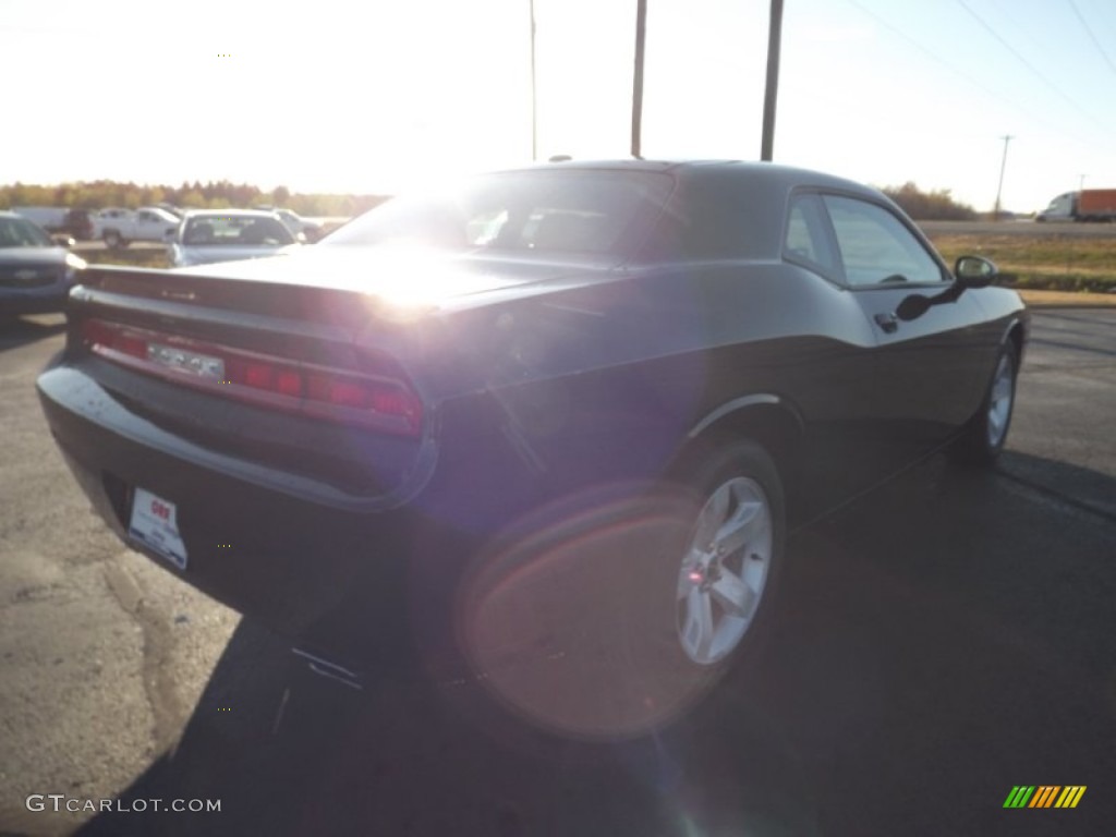 2013 Challenger R/T - Pitch Black / Dark Slate Gray photo #5