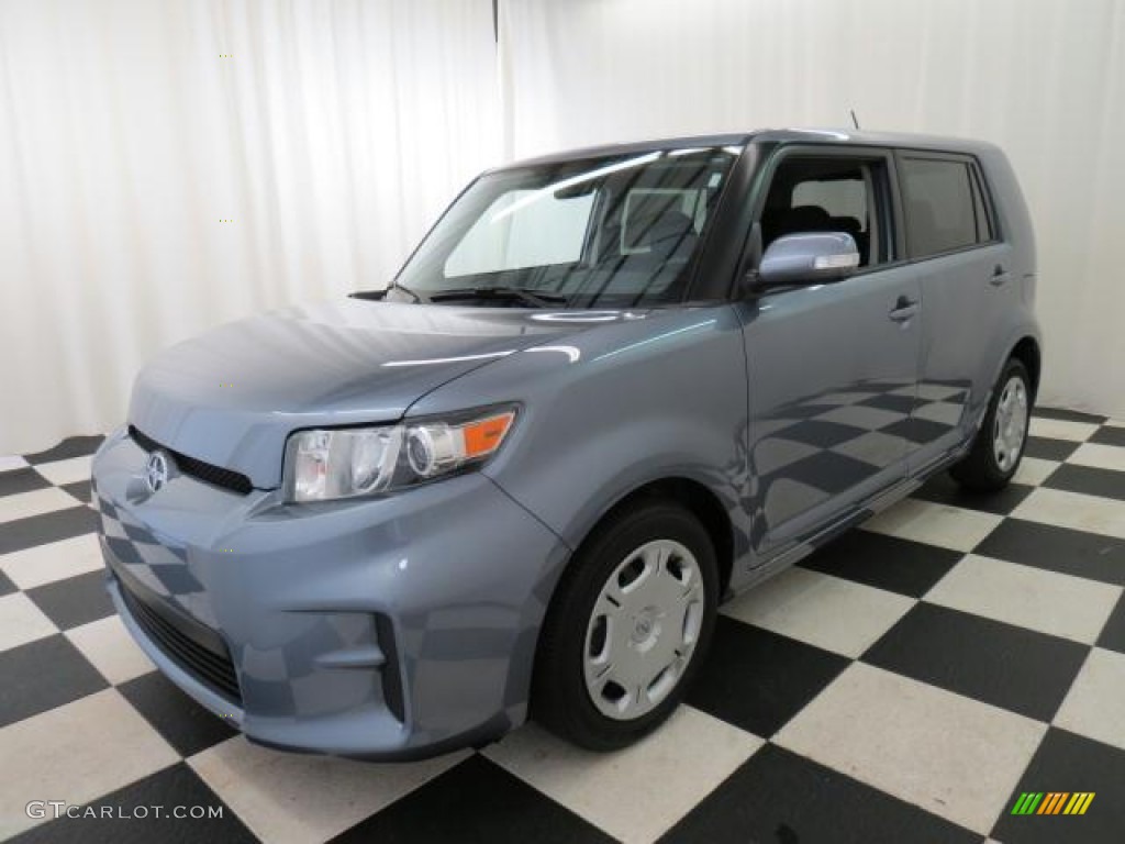 2012 xB  - Stingray Metallic / Dark Gray photo #3