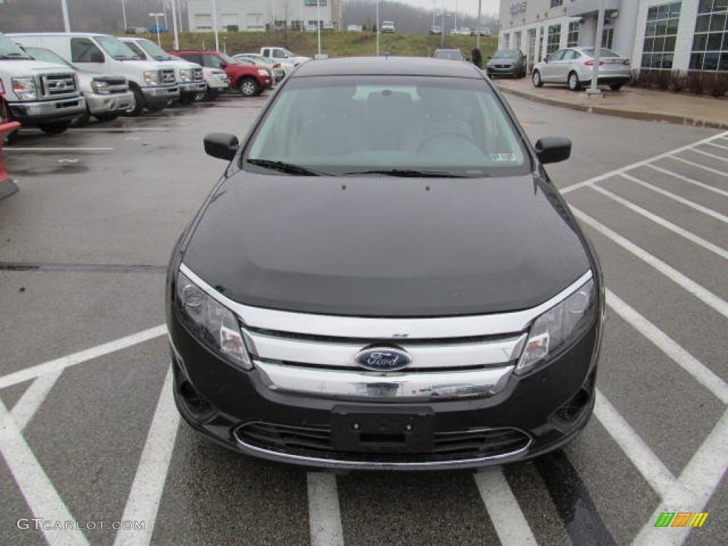2011 Fusion S - Tuxedo Black Metallic / Medium Light Stone photo #4