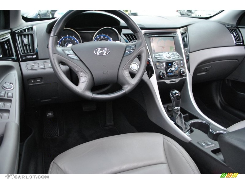 2011 Sonata Limited 2.0T - Midnight Black / Gray photo #16