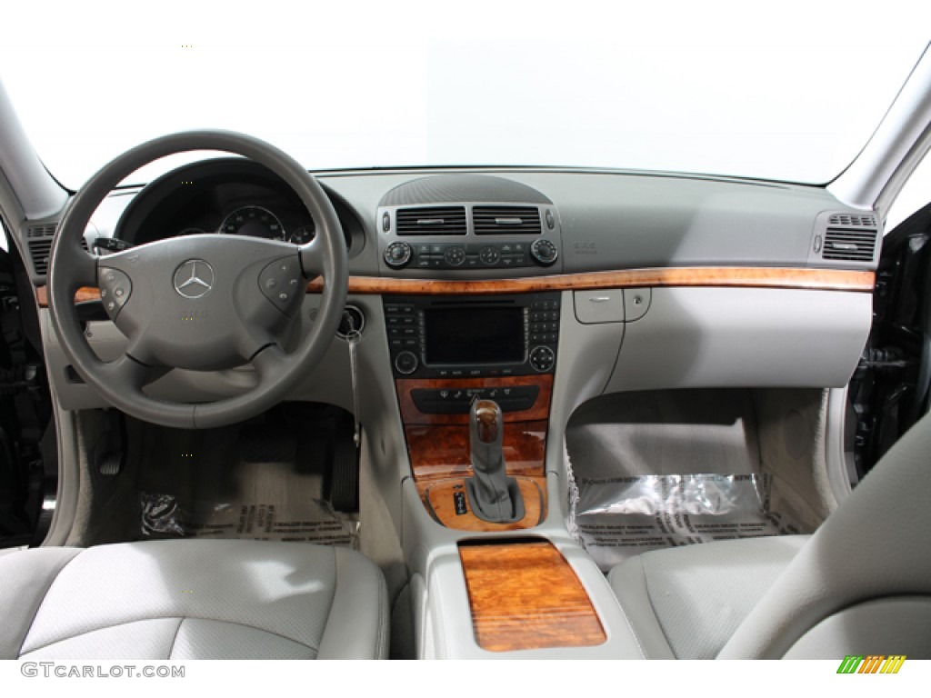 2006 Mercedes-Benz E 350 Sedan Ash Dashboard Photo #74006838