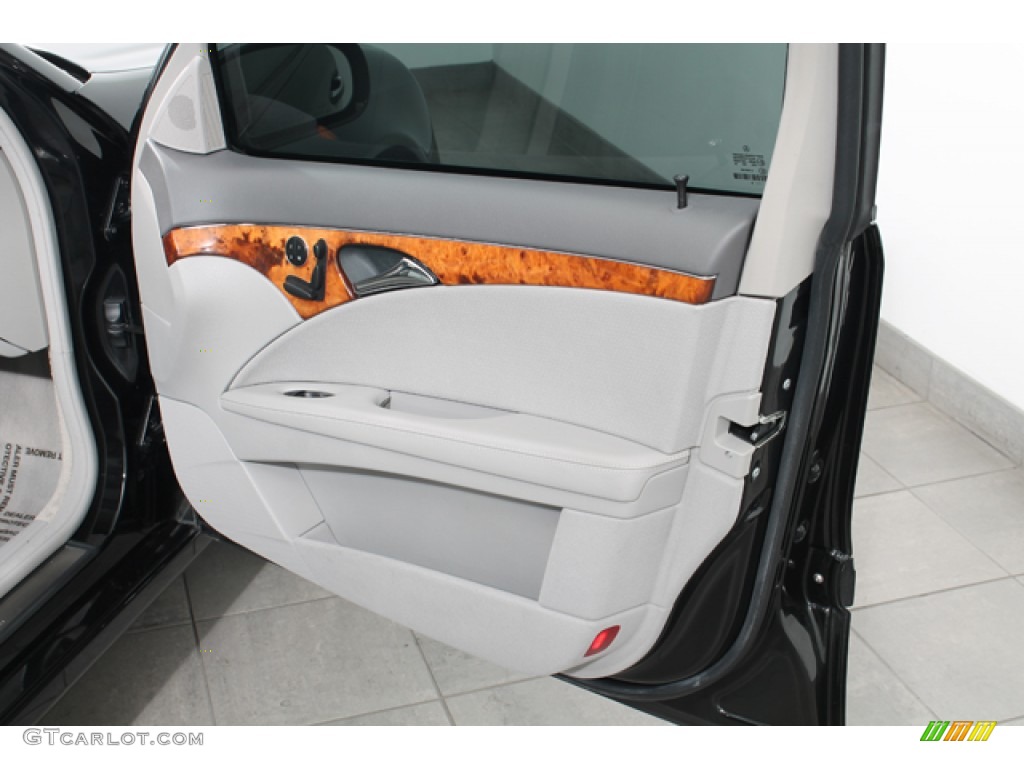2006 Mercedes-Benz E 350 Sedan Ash Door Panel Photo #74007075