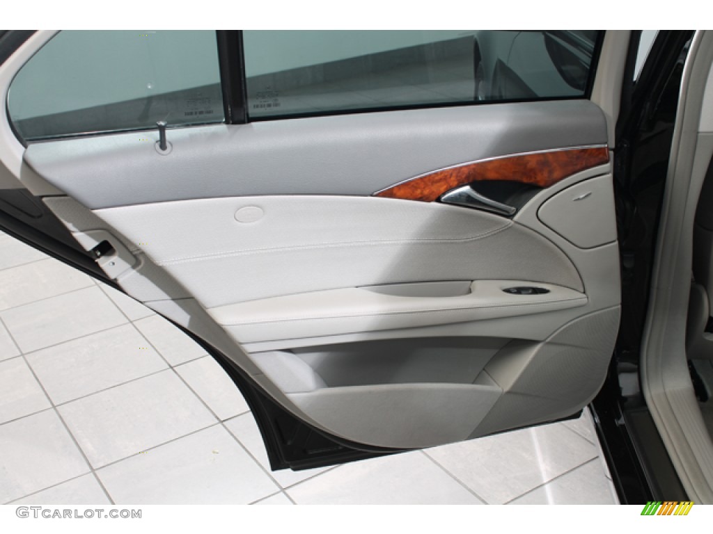 2006 Mercedes-Benz E 350 Sedan Ash Door Panel Photo #74007125