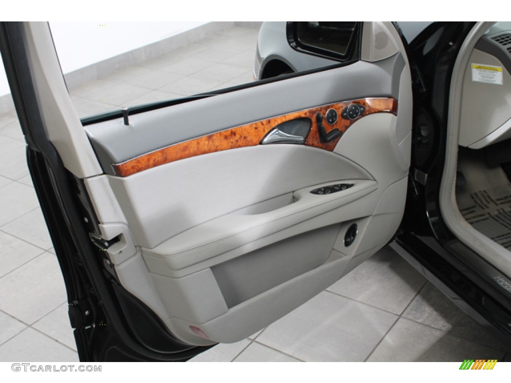 2006 Mercedes-Benz E 350 Sedan Door Panel Photos