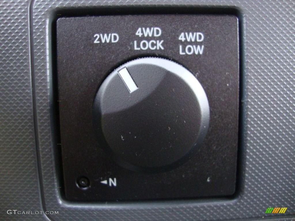 2007 Dodge Ram 1500 Big Horn Edition Quad Cab 4x4 Controls Photo #74007281