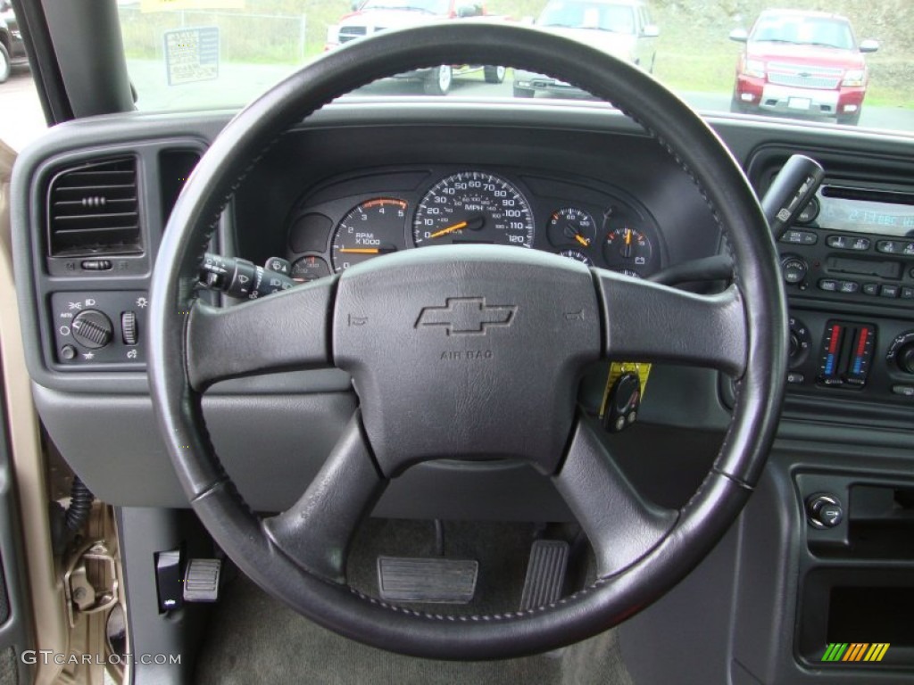 2005 Chevrolet Silverado 2500HD LS Extended Cab Dark Charcoal Steering Wheel Photo #74008341