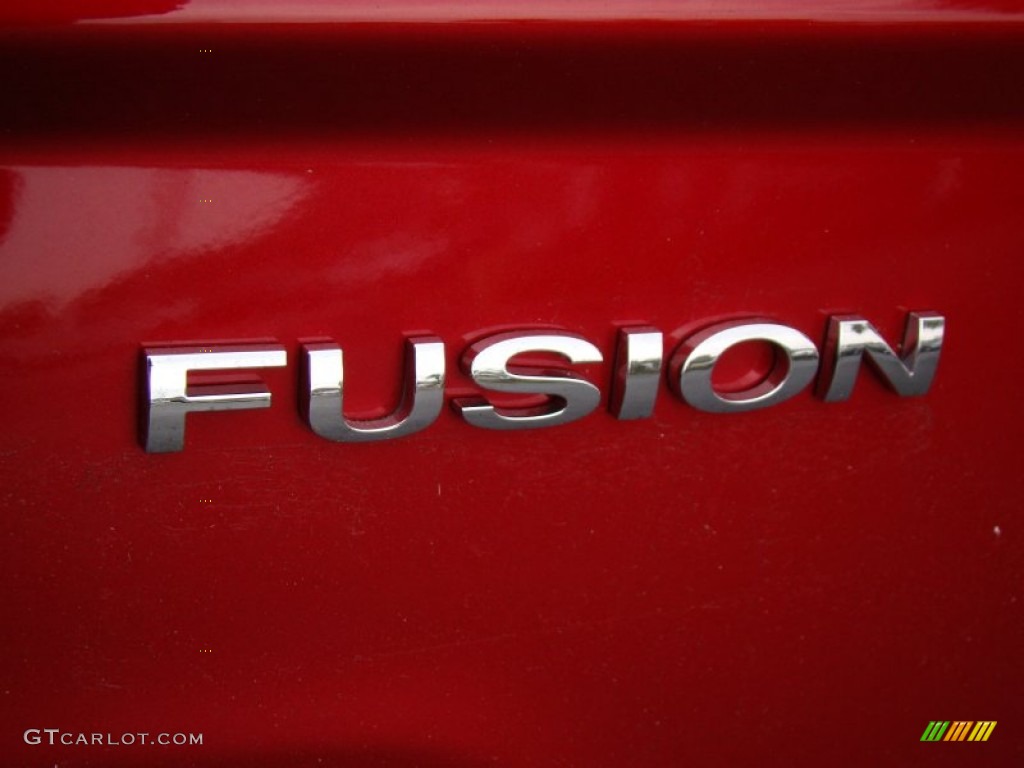2012 Ford Fusion SE Marks and Logos Photos