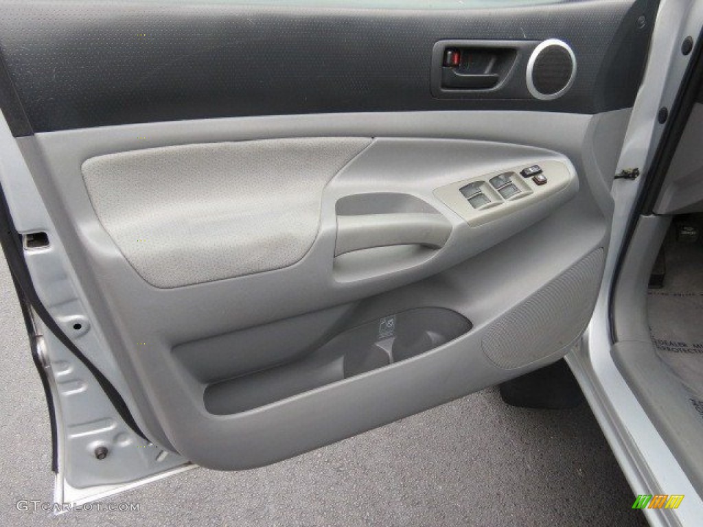 2005 Toyota Tacoma PreRunner Double Cab Door Panel Photos