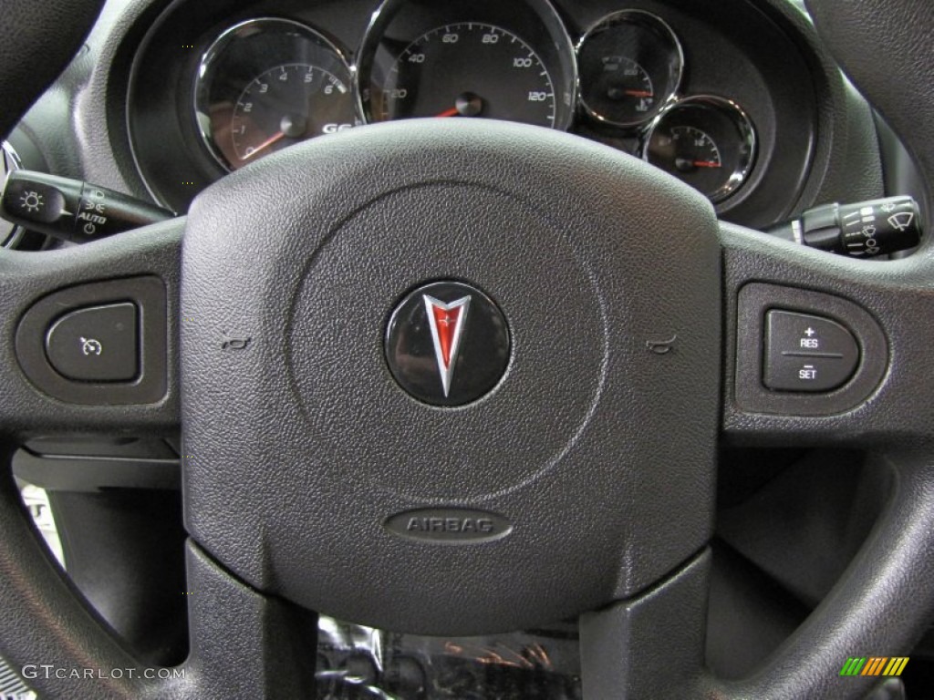 2005 G6 Sedan - Ivory White / Ebony photo #19