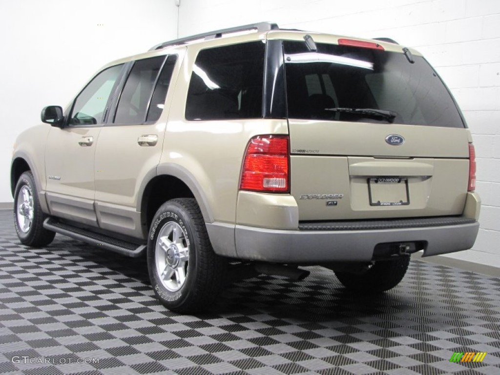 2002 Explorer XLT 4x4 - Harvest Gold Metallic / Medium Parchment photo #2