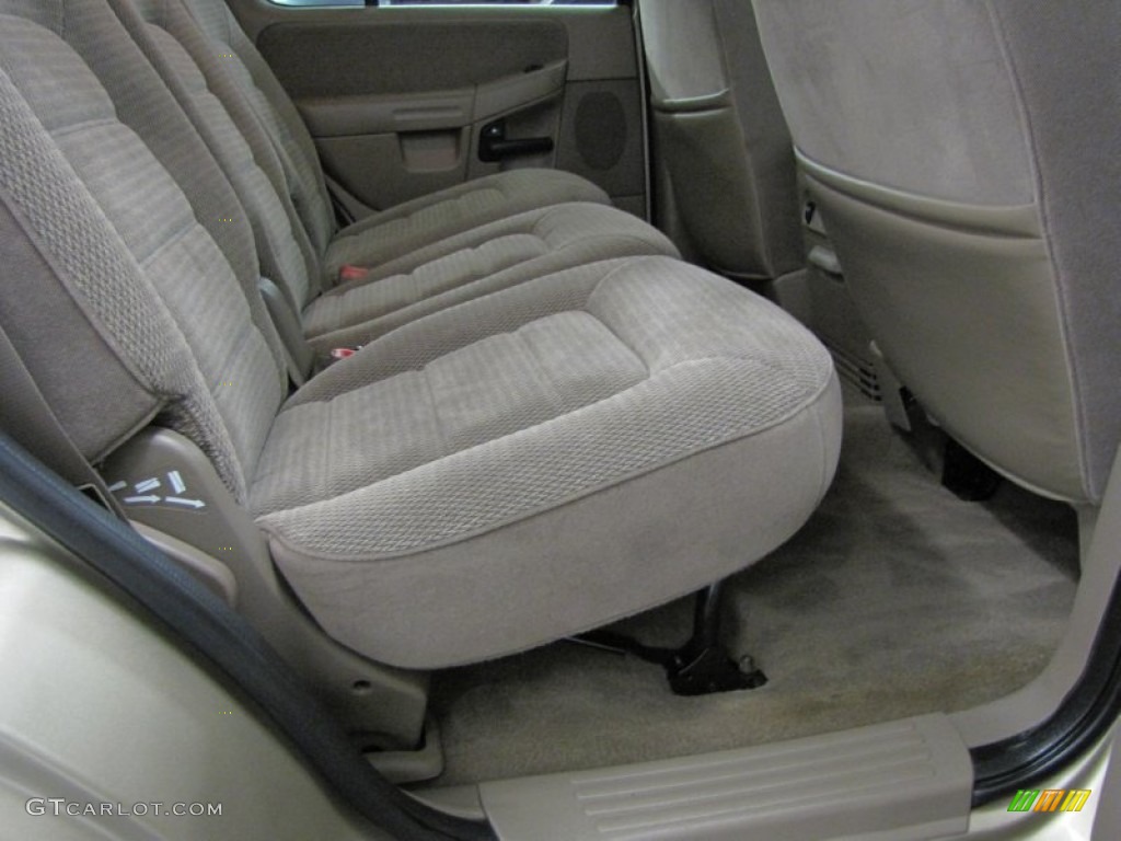 2002 Explorer XLT 4x4 - Harvest Gold Metallic / Medium Parchment photo #13