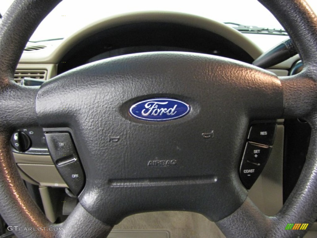 2002 Explorer XLT 4x4 - Harvest Gold Metallic / Medium Parchment photo #20