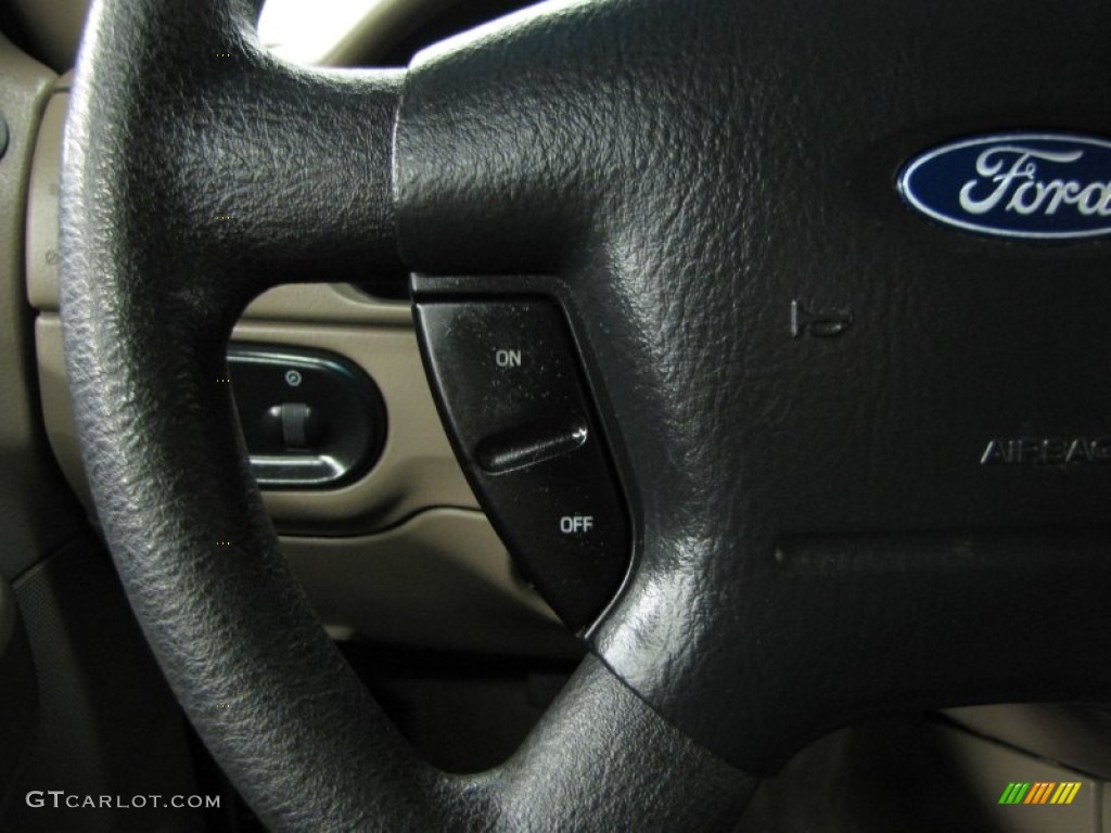 2002 Explorer XLT 4x4 - Harvest Gold Metallic / Medium Parchment photo #21